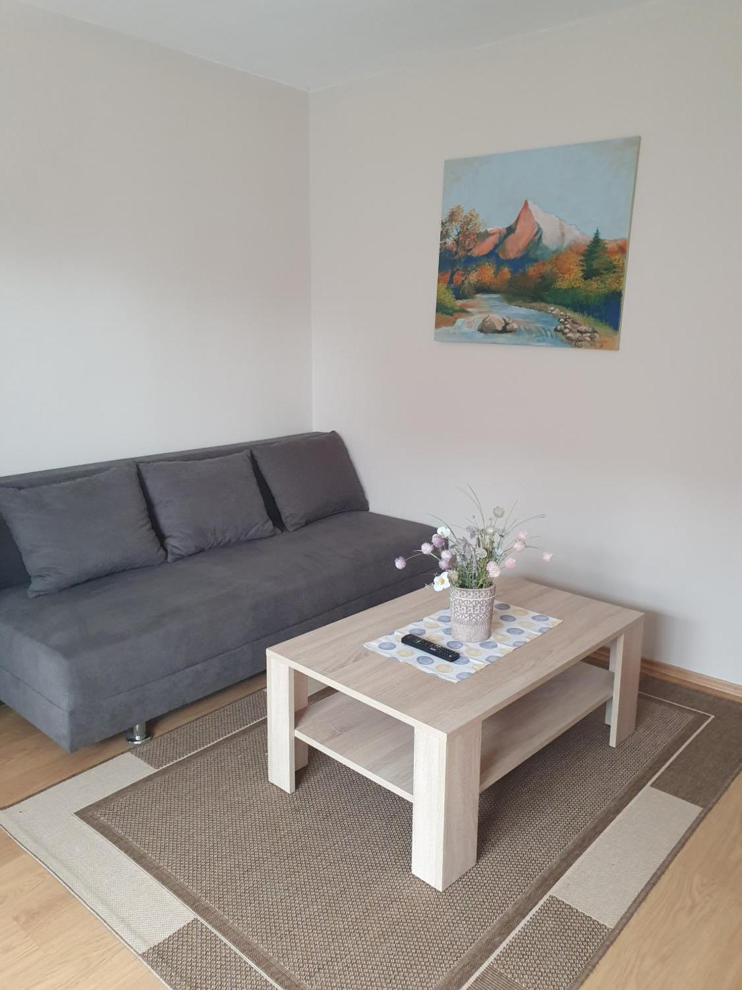 Appartement Privat Bartky à Vrbov Extérieur photo
